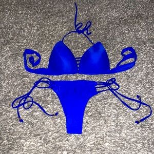 NWOT Cheeky Strap & Push Up Bikini 💙